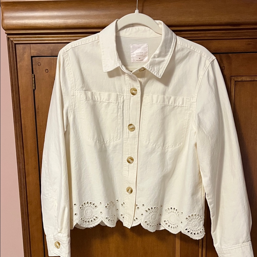 Lauren Conrad  Eyelet Hem Button-Up Jacket. Lightweight . NWOT size M